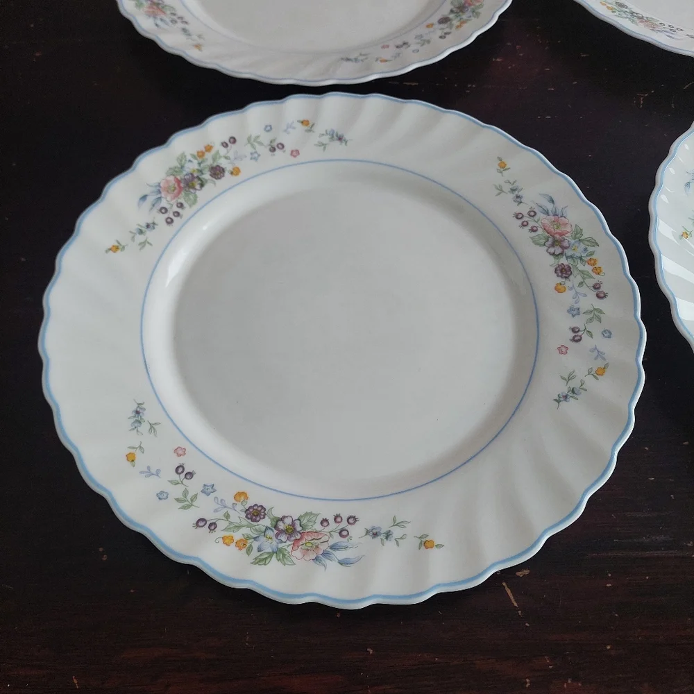 Dinner - Picture 4 of 8